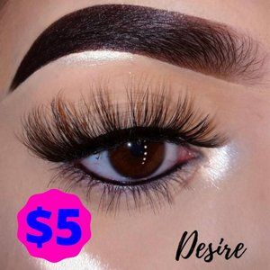 20mm Lashes - Desire